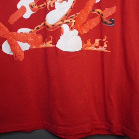 Flamin' Hot Cheetos Bag Men's Red Yellow Orange Graphic T Shirt Size Medium - Picture 2 of 5